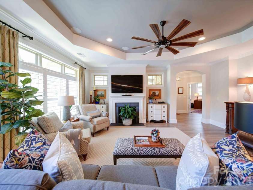 5218 Courtyard Lane, Belmont, NC 28012.  MLS# CAR4388792, YatesRealty ID 29967. 