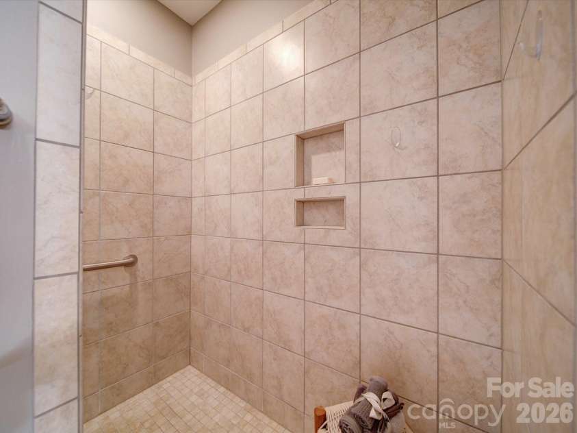 5218 Courtyard Lane, Belmont, NC 28012.  MLS# CAR4388792, YatesRealty ID 29967. 
