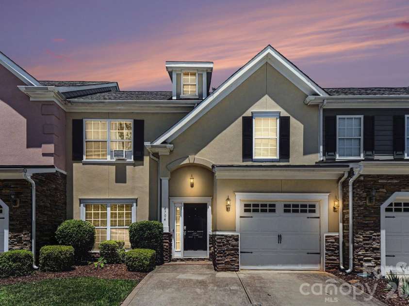 4704 Chantress Lane, Monroe, NC 28110.  MLS# CAR4389689, YatesRealty ID 29968. 