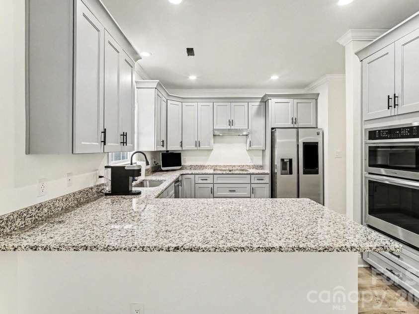 4704 Chantress Lane, Monroe, NC 28110.  MLS# CAR4389689, YatesRealty ID 29968. 