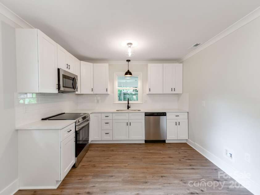 1919 Normandy Road, Kannapolis, NC 28081.  MLS# CAR4287424, YatesRealty ID 29969. 