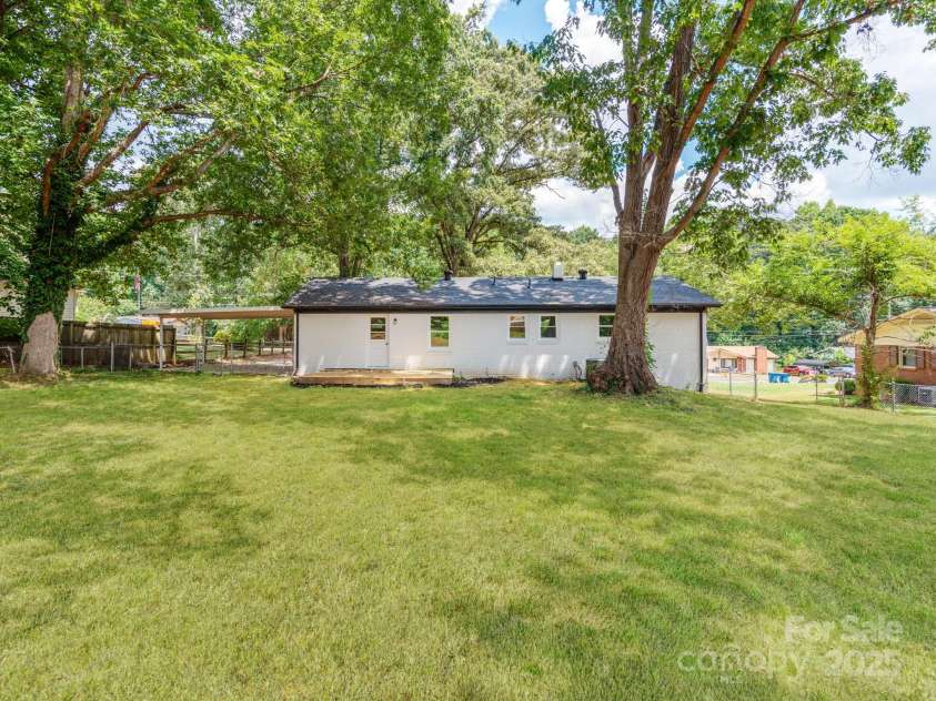1919 Normandy Road, Kannapolis, NC 28081.  MLS# CAR4287424, YatesRealty ID 29969. 