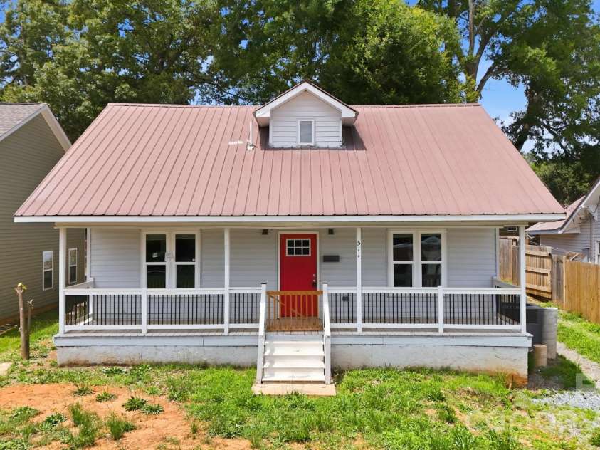 511 Johnson Street, Monroe, NC 28112.  MLS# CAR4388865, YatesRealty ID 29969. 