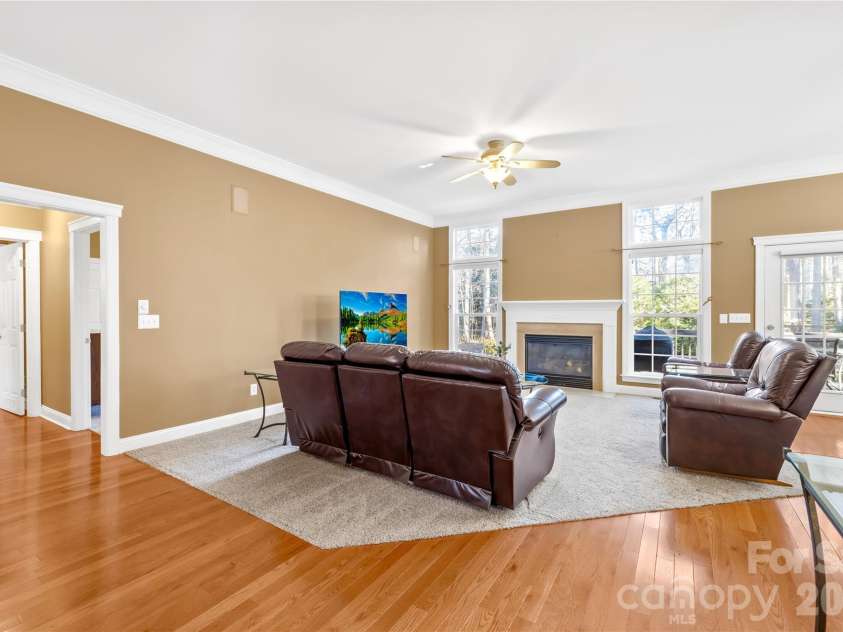 9325 Brown Gelly Drive, Huntersville, NC 28078.  MLS# CAR4340317, YatesRealty ID 2997. 