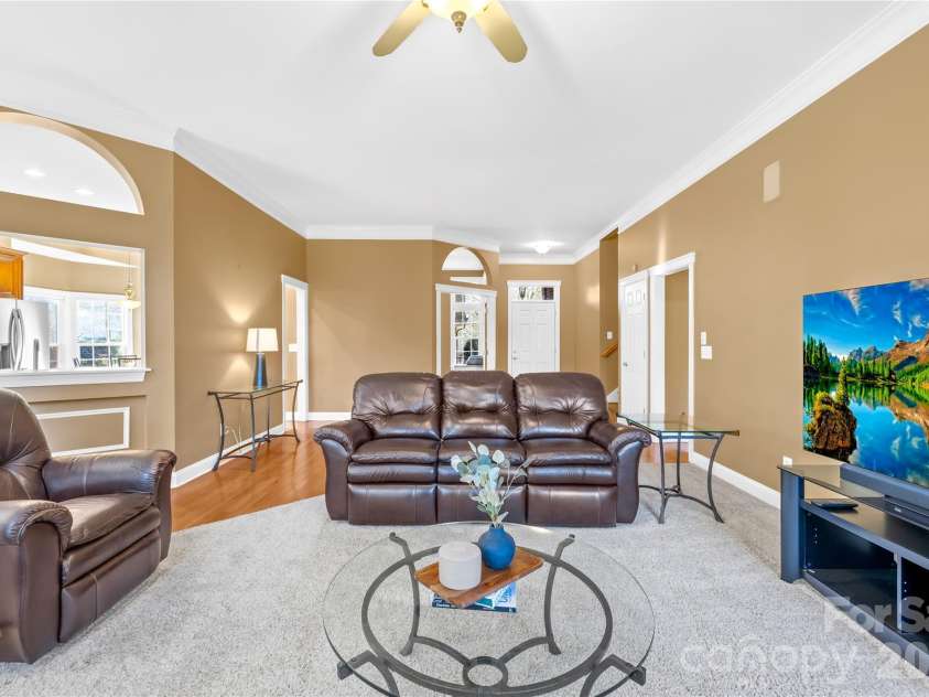 9325 Brown Gelly Drive, Huntersville, NC 28078.  MLS# CAR4340317, YatesRealty ID 2997. 