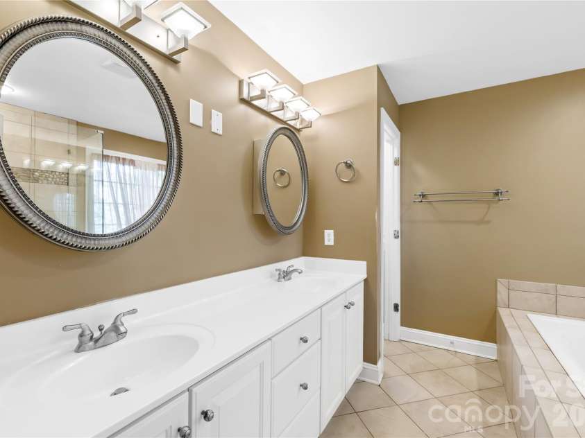 9325 Brown Gelly Drive, Huntersville, NC 28078.  MLS# CAR4340317, YatesRealty ID 2997. 