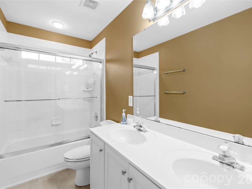 9325 Brown Gelly Drive, Huntersville, NC 28078.  MLS# CAR4340317, YatesRealty ID 2997. 