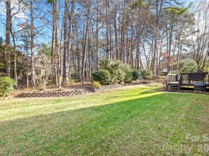 9325 Brown Gelly Drive, Huntersville, NC 28078.  MLS# CAR4340317, YatesRealty ID 2997. 