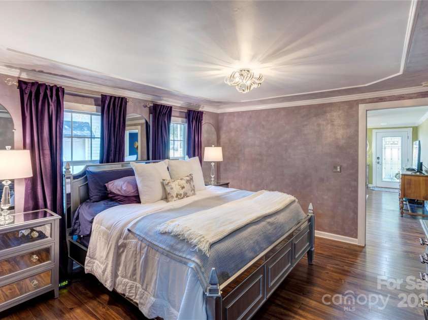 206 Coley Street, Kannapolis, NC 28083.  MLS# CAR4286135, YatesRealty ID 29970. 