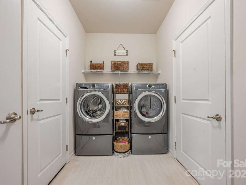 11072 Discovery Drive, Concord, NC 28027.  MLS# CAR4285864, YatesRealty ID 29972. 