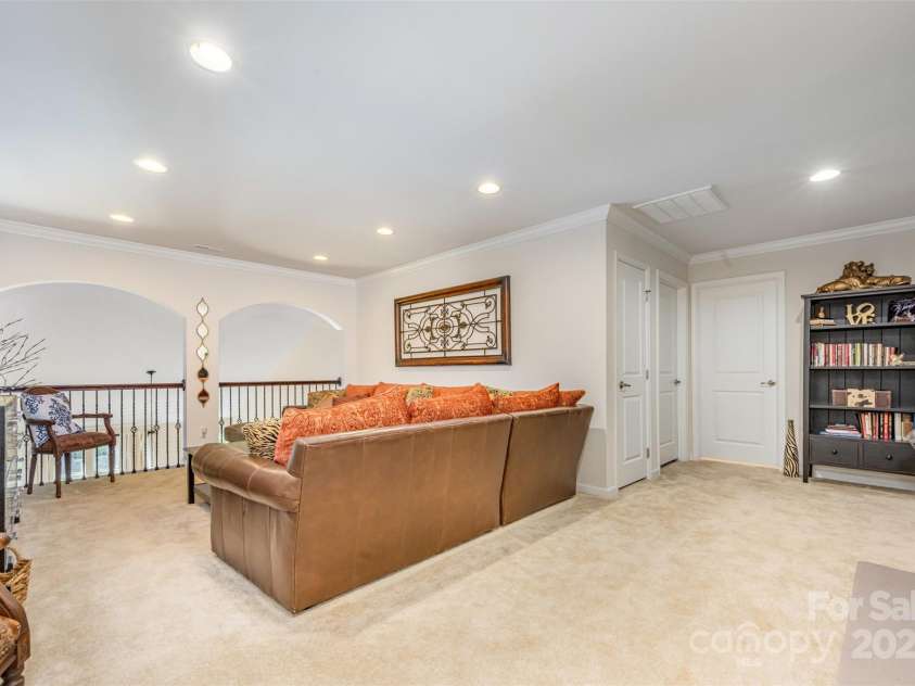 11072 Discovery Drive, Concord, NC 28027.  MLS# CAR4285864, YatesRealty ID 29972. 