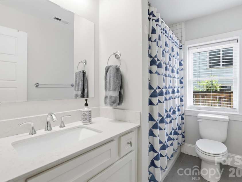 1919 Merriman Avenue, Charlotte, NC 28203.  MLS# CAR4391251, YatesRealty ID 29973. 