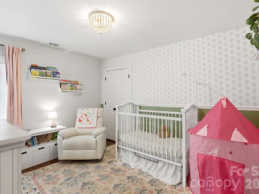 1919 Merriman Avenue, Charlotte, NC 28203.  MLS# CAR4391251, YatesRealty ID 29973. 