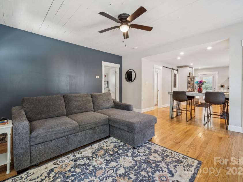 249 Institute Street, Mooresville, NC 28115.  MLS# CAR4284830, YatesRealty ID 29973. 