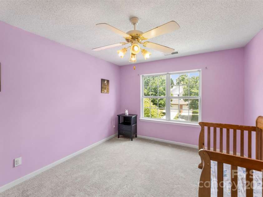 3405 Summerfield Ridge Lane, Matthews, NC 28105.  MLS# CAR4282032, YatesRealty ID 29974. 