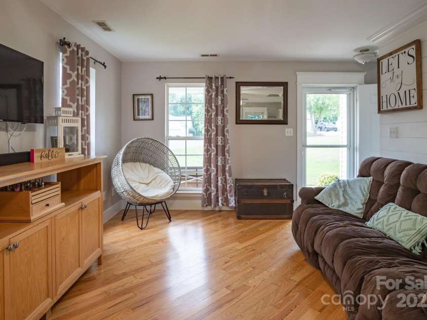 121 Tanninger Road, Mount Holly, NC 28120.  MLS# CAR4281330, YatesRealty ID 29975. 