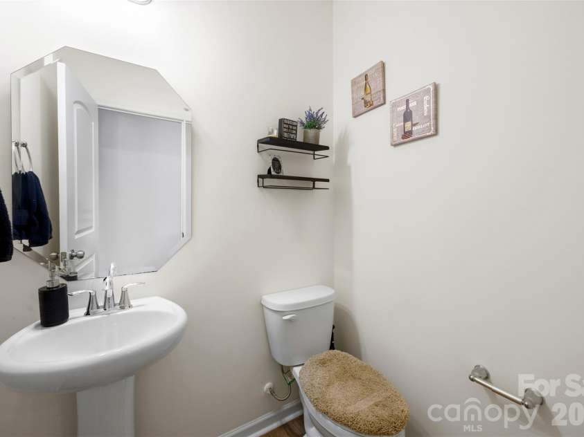 3009 Pinehills Way, Mount Holly, NC 28120.  MLS# CAR4388074, YatesRealty ID 29975. Half bath