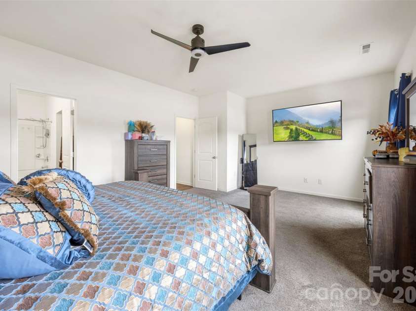 3009 Pinehills Way, Mount Holly, NC 28120.  MLS# CAR4388074, YatesRealty ID 29975. Primary bed
