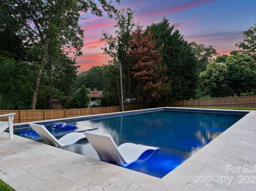 6505 Folger Drive, Charlotte, NC 28270.  MLS# CAR4268431, YatesRealty ID 29976. 