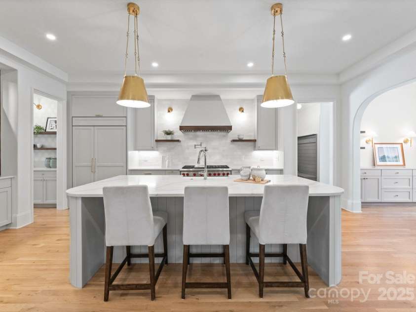6505 Folger Drive, Charlotte, NC 28270.  MLS# CAR4268431, YatesRealty ID 29976. 