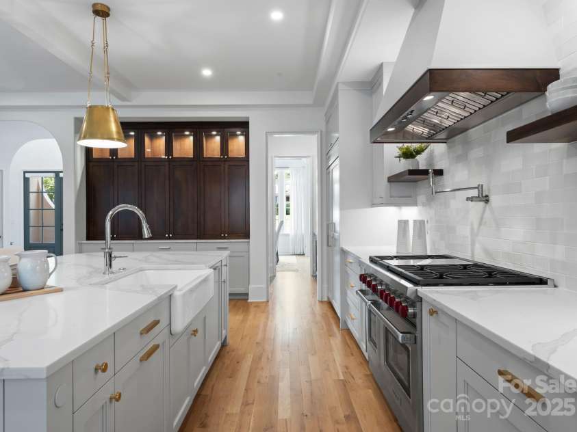 6505 Folger Drive, Charlotte, NC 28270.  MLS# CAR4268431, YatesRealty ID 29976. 