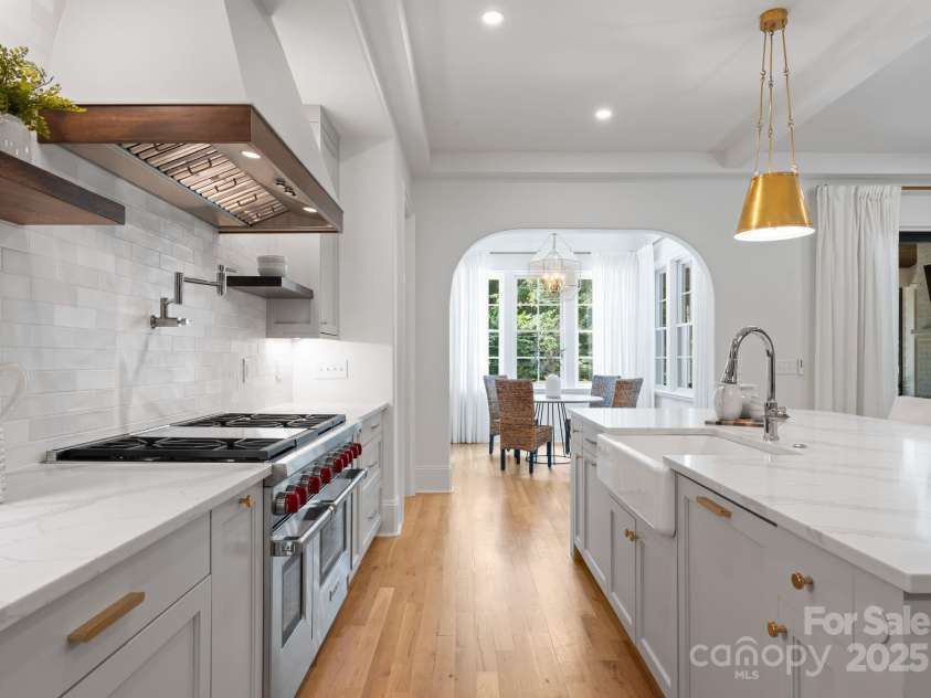 6505 Folger Drive, Charlotte, NC 28270.  MLS# CAR4268431, YatesRealty ID 29976. 