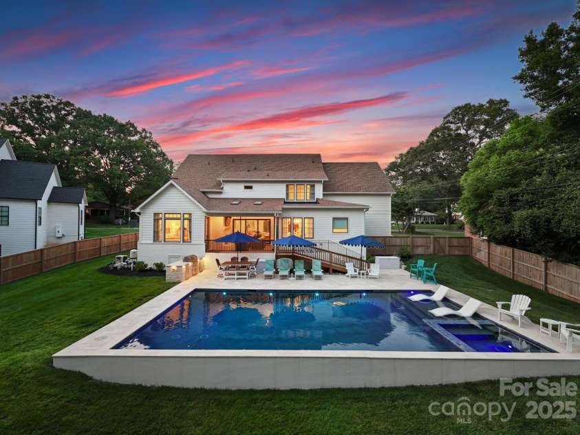 6505 Folger Drive, Charlotte, NC 28270.  MLS# CAR4268431, YatesRealty ID 29976. 
