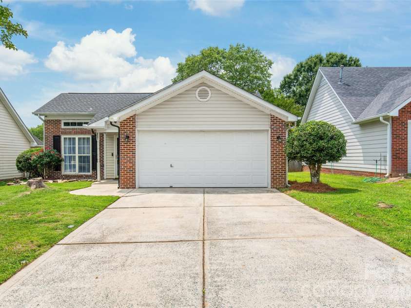 4401 Windjammer Drive, Monroe, NC 28110.  MLS# CAR4391546, YatesRealty ID 29977. 