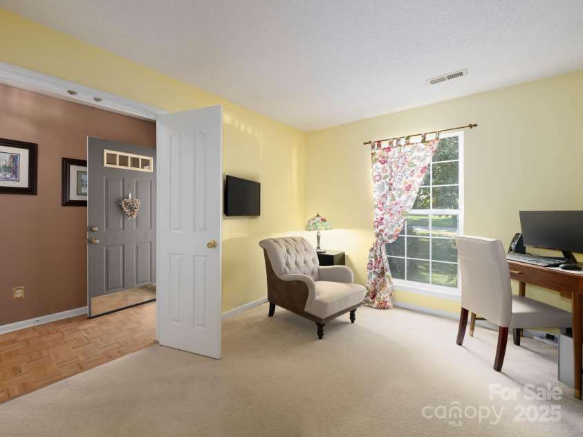 11911 Brownestone View Drive, Charlotte, NC 28269.  MLS# CAR4272115, YatesRealty ID 29978. 