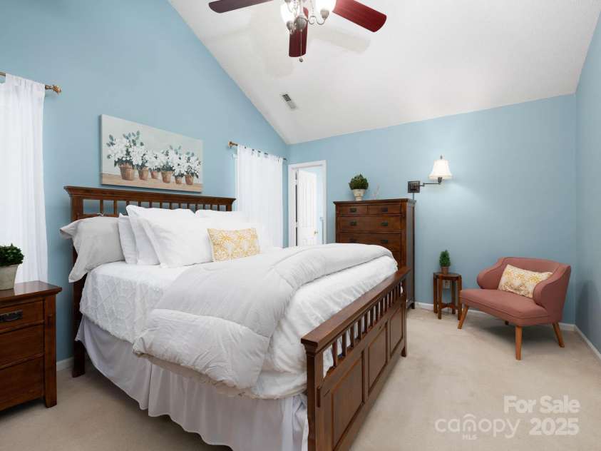 11911 Brownestone View Drive, Charlotte, NC 28269.  MLS# CAR4272115, YatesRealty ID 29978. 