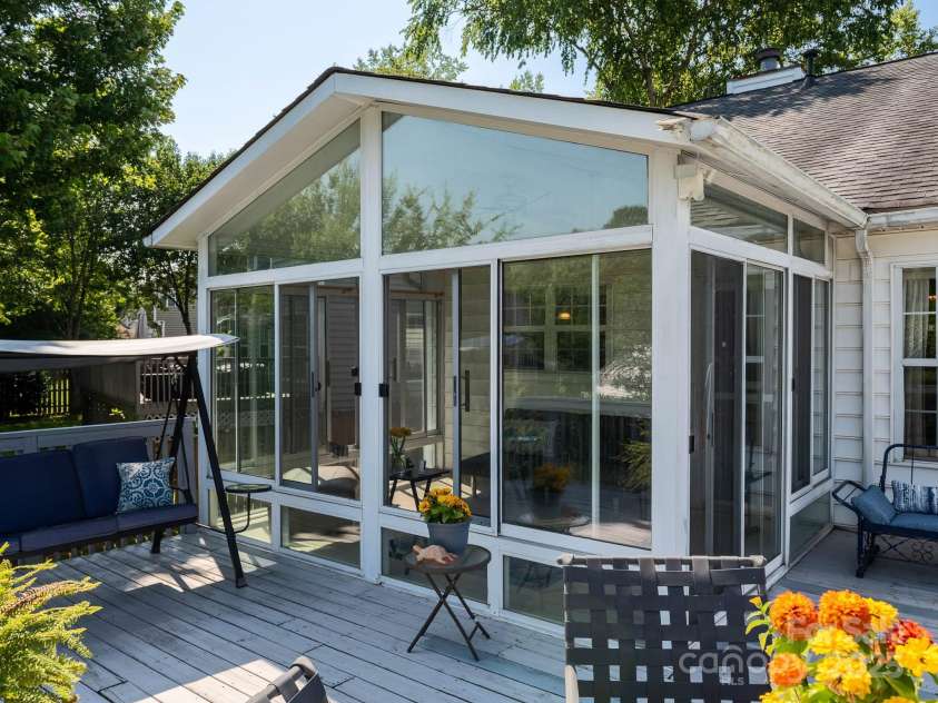 11911 Brownestone View Drive, Charlotte, NC 28269.  MLS# CAR4272115, YatesRealty ID 29978. 