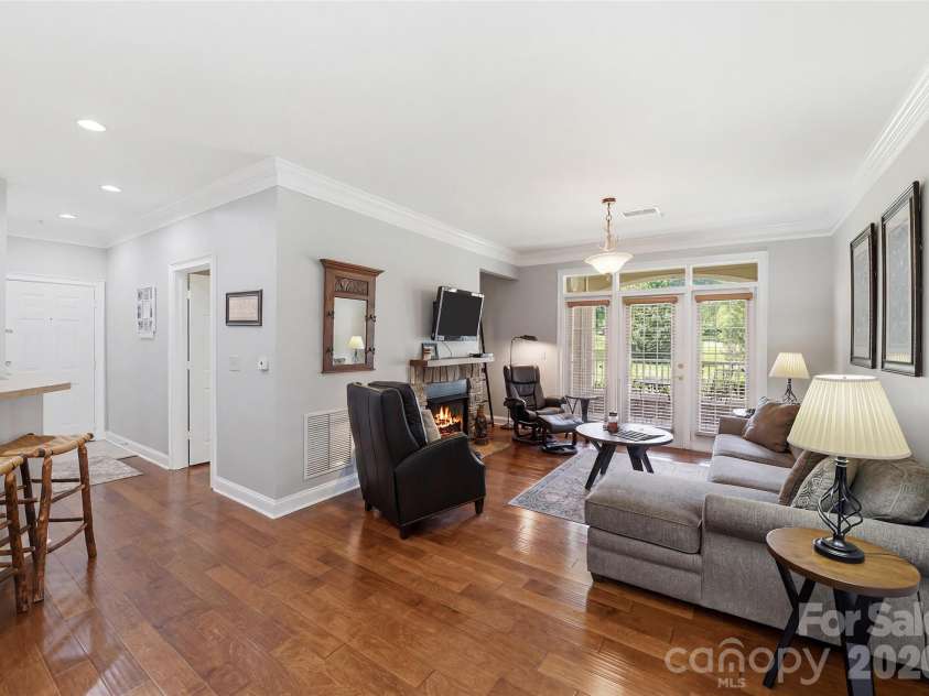 65 Glenview Lane, Maggie Valley, NC 28751.  MLS# CAR4390866, YatesRealty ID 29978. Open Floor Plan