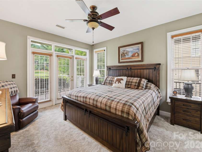 65 Glenview Lane, Maggie Valley, NC 28751.  MLS# CAR4390866, YatesRealty ID 29978. Primary Ensuite Bedroom