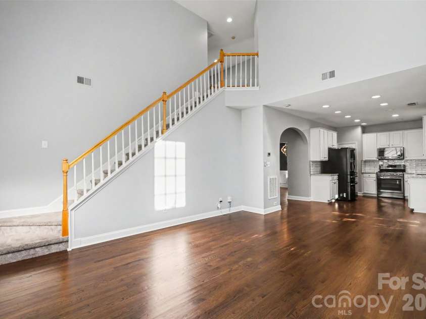 1926 Dunhill Drive, Charlotte, NC 28205.  MLS# CAR4391223, YatesRealty ID 29979. 