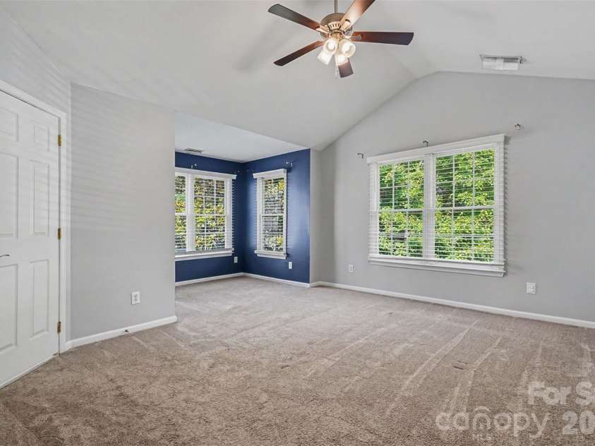 1926 Dunhill Drive, Charlotte, NC 28205.  MLS# CAR4391223, YatesRealty ID 29979. 