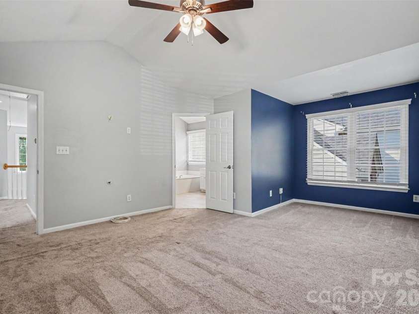 1926 Dunhill Drive, Charlotte, NC 28205.  MLS# CAR4391223, YatesRealty ID 29979. 