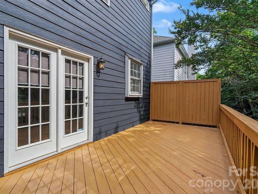 1926 Dunhill Drive, Charlotte, NC 28205.  MLS# CAR4391223, YatesRealty ID 29979. 