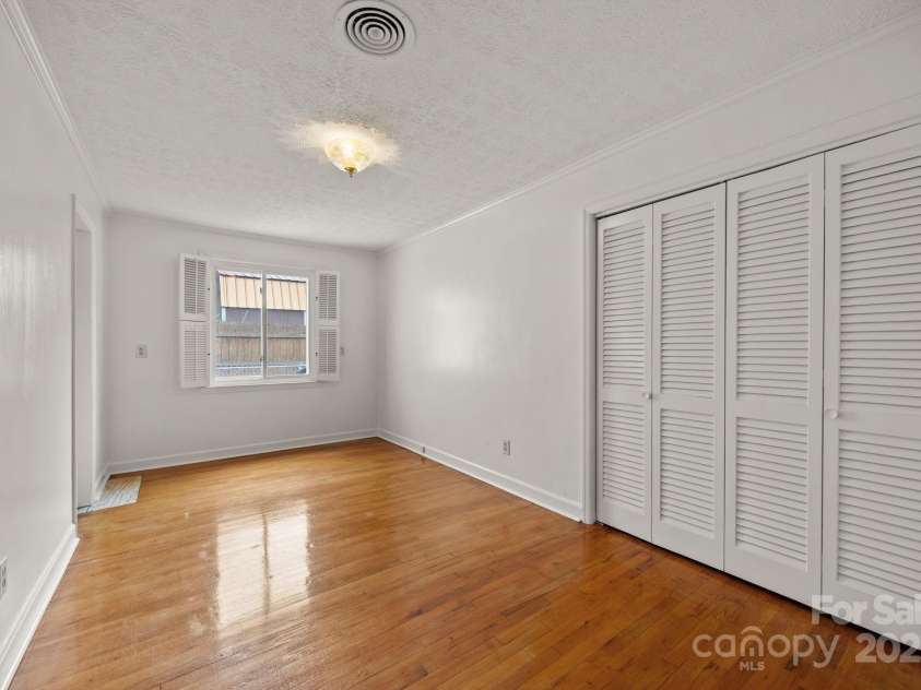 109 Rhoda Street, Canton, NC 28716.  MLS# CAR4282935, YatesRealty ID 2998. Third bedroom