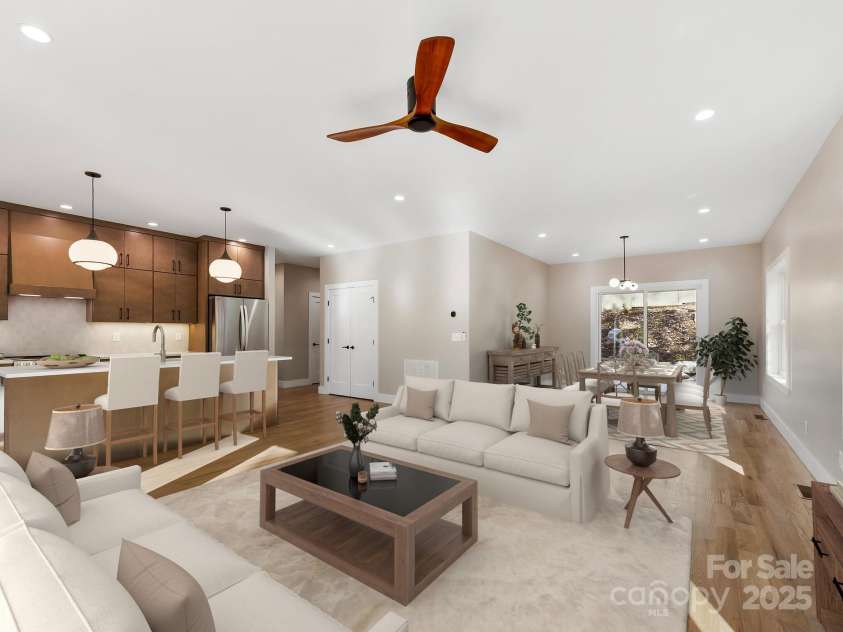 15 Perdue Place, Asheville, NC 28806.  MLS# CAR4316954, YatesRealty ID 2998. Excellent connection and flow