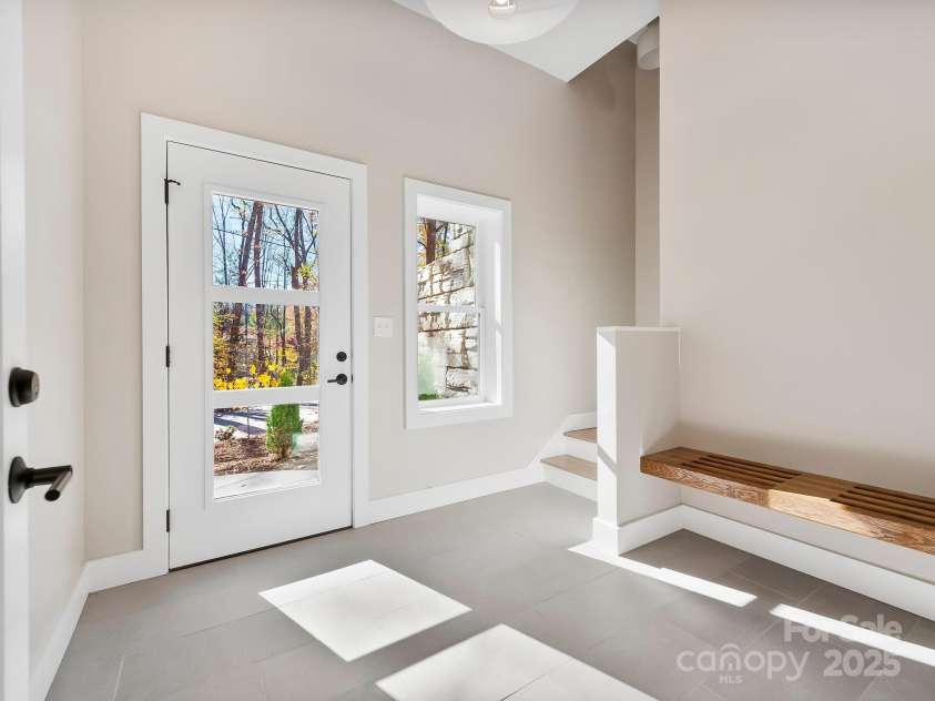 15 Perdue Place, Asheville, NC 28806.  MLS# CAR4316954, YatesRealty ID 2998. Mudroom entry