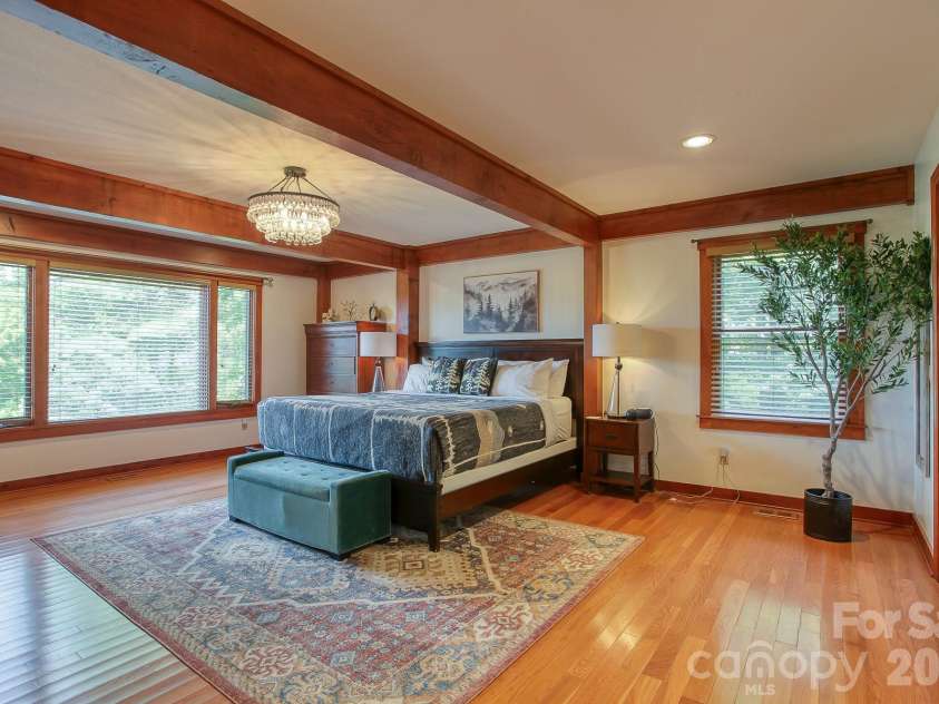 28 Nantahala Ridge, Bryson City, NC 28713.  MLS# CAR4354188, YatesRealty ID 2998. 