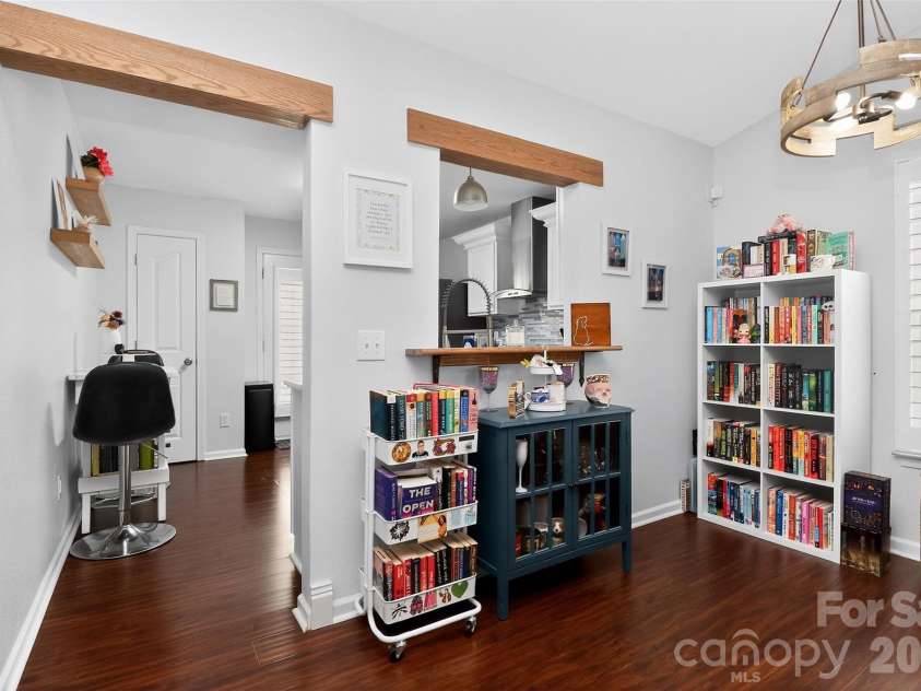 5422 Harris Cove Drive, Charlotte, NC 28269.  MLS# CAR4392419, YatesRealty ID 29980. 