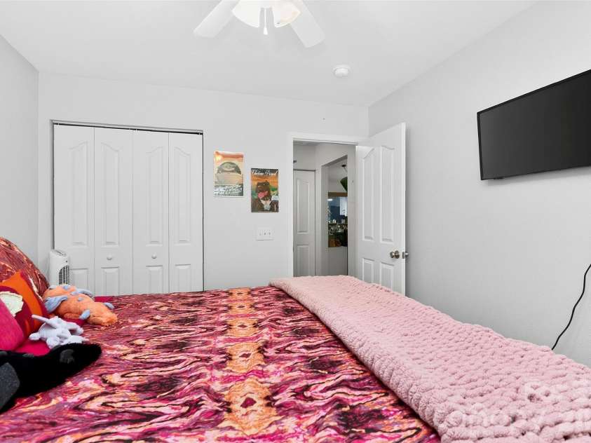 5422 Harris Cove Drive, Charlotte, NC 28269.  MLS# CAR4392419, YatesRealty ID 29980. 