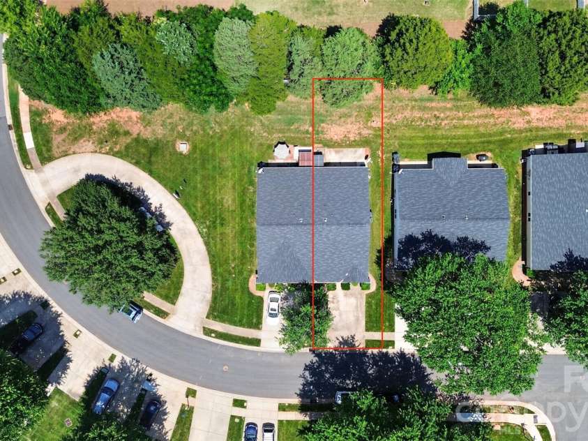 5422 Harris Cove Drive, Charlotte, NC 28269.  MLS# CAR4392419, YatesRealty ID 29980. 