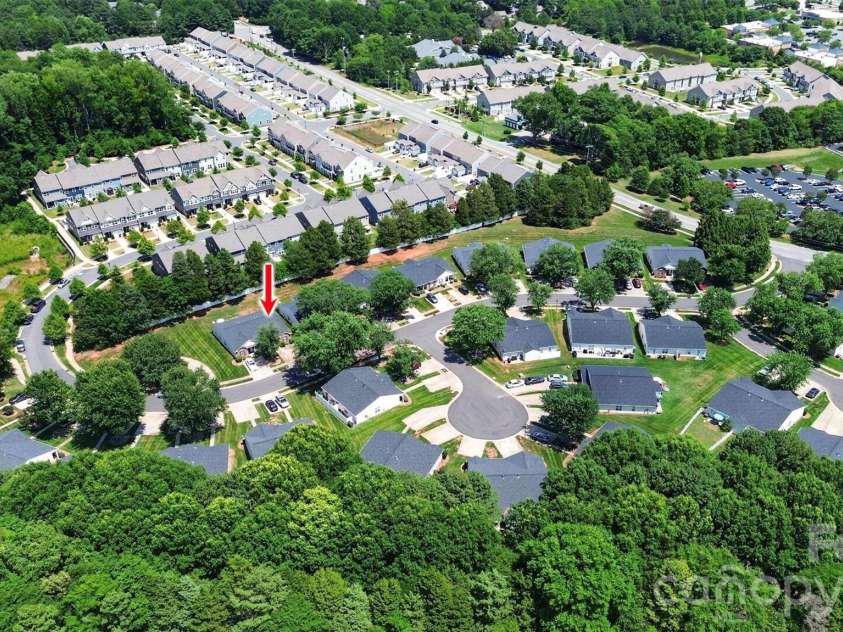 5422 Harris Cove Drive, Charlotte, NC 28269.  MLS# CAR4392419, YatesRealty ID 29980. 