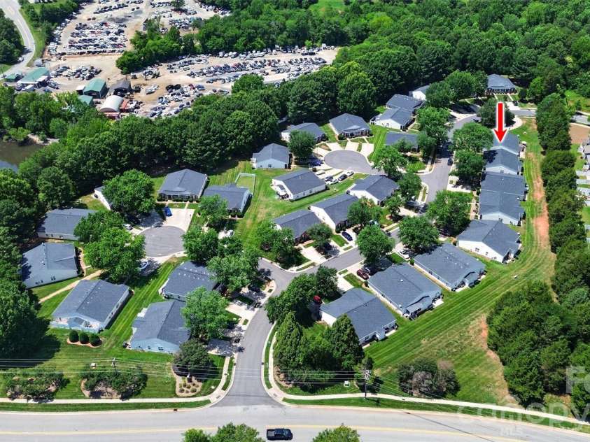 5422 Harris Cove Drive, Charlotte, NC 28269.  MLS# CAR4392419, YatesRealty ID 29980. 