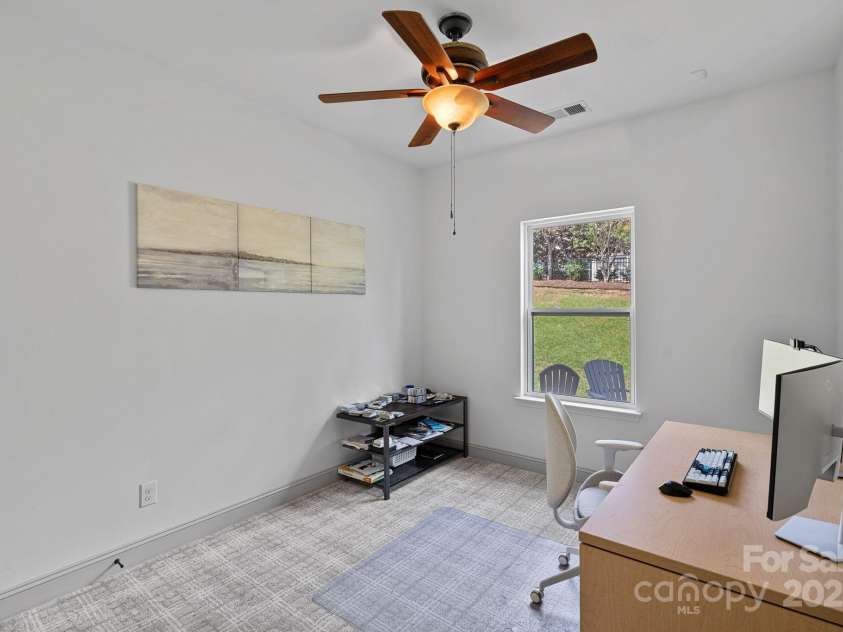 161 Oxford Drive, Mooresville, NC 28115.  MLS# CAR4281001, YatesRealty ID 29981. 