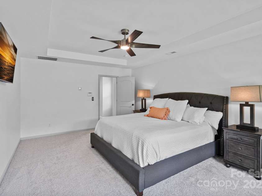 161 Oxford Drive, Mooresville, NC 28115.  MLS# CAR4281001, YatesRealty ID 29981. 