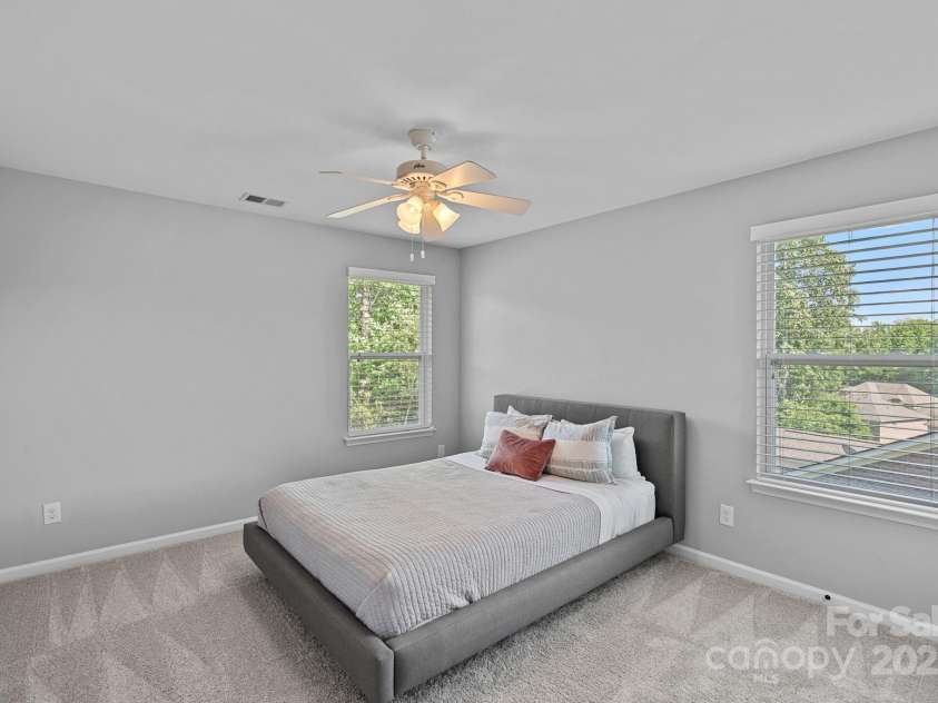 161 Oxford Drive, Mooresville, NC 28115.  MLS# CAR4281001, YatesRealty ID 29981. 