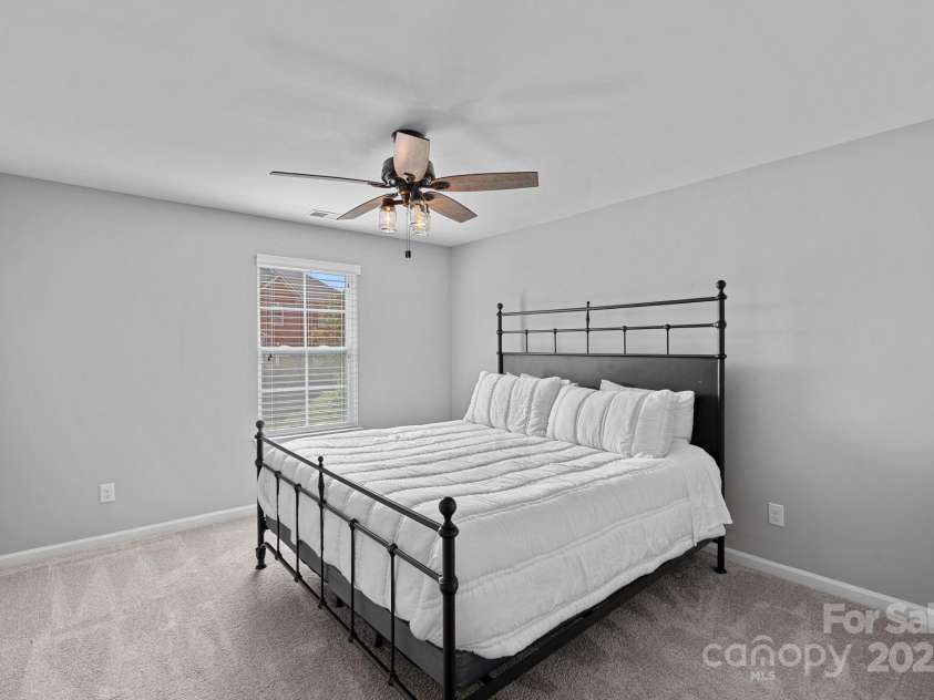 161 Oxford Drive, Mooresville, NC 28115.  MLS# CAR4281001, YatesRealty ID 29981. 